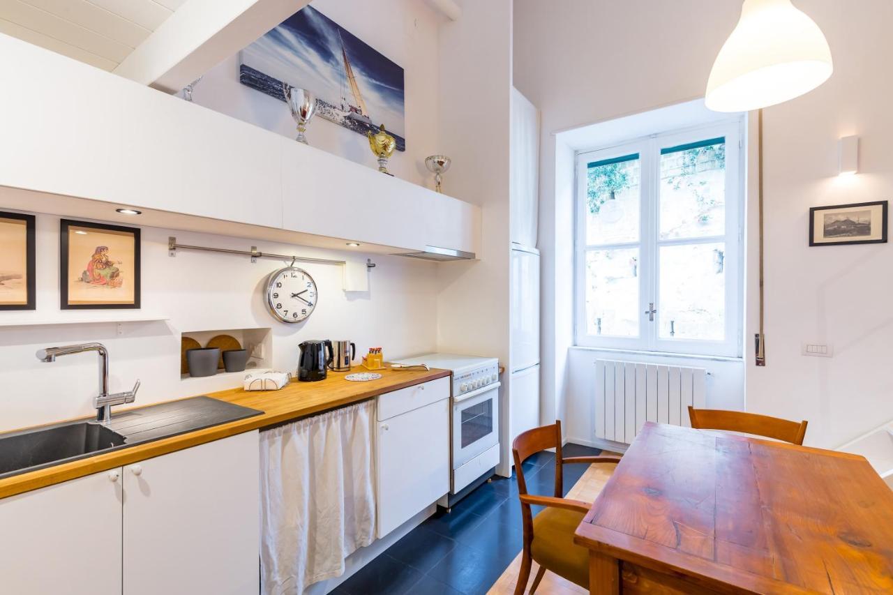 Appartamento Grifeo - Quiet And Relaxing Flat On Panoramic Route Napoli Esterno foto
