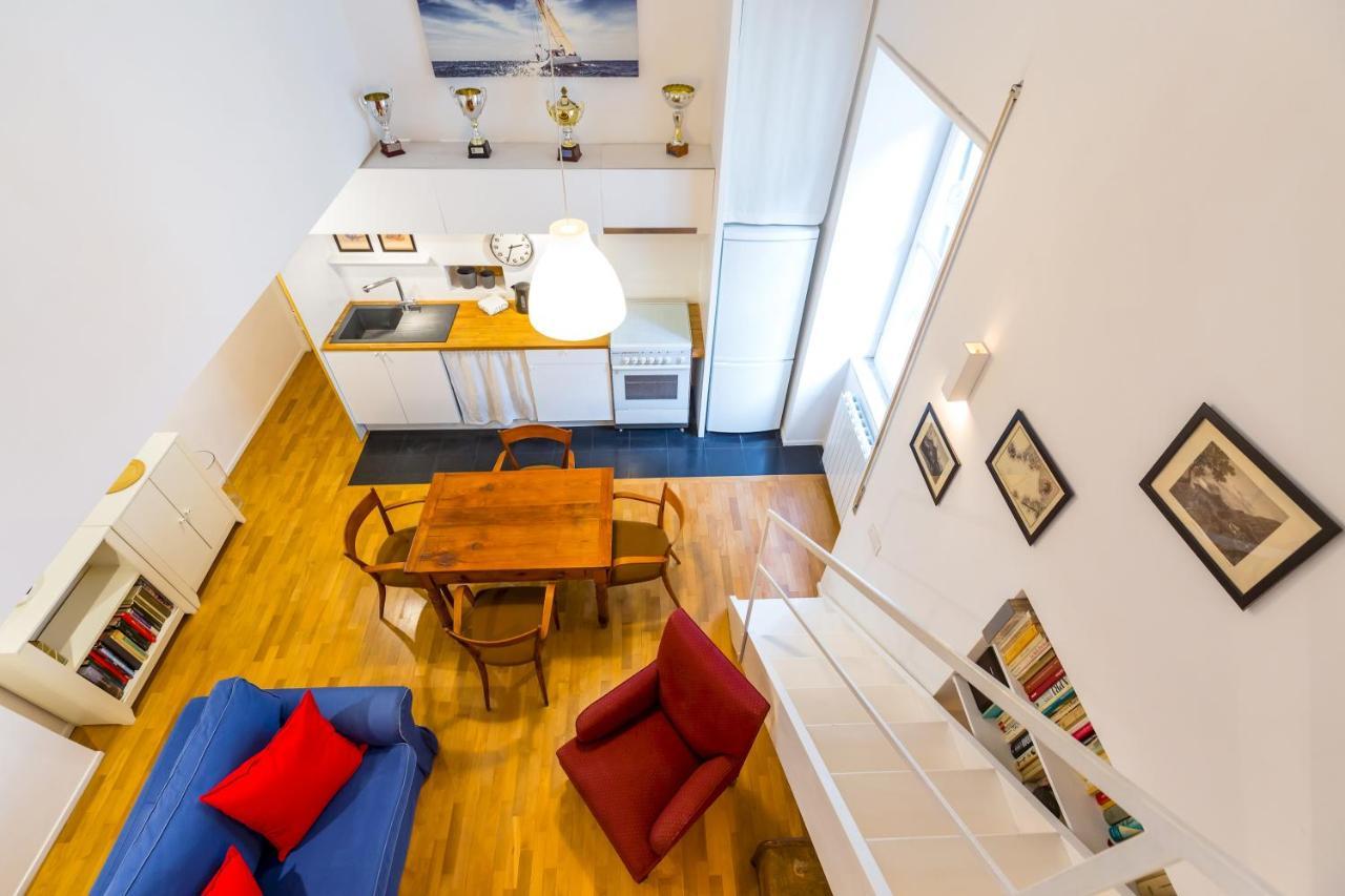 Appartamento Grifeo - Quiet And Relaxing Flat On Panoramic Route Napoli Esterno foto