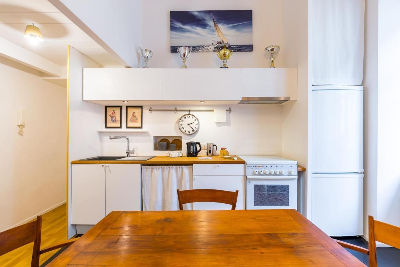 Appartamento Grifeo - Quiet And Relaxing Flat On Panoramic Route Napoli Esterno foto