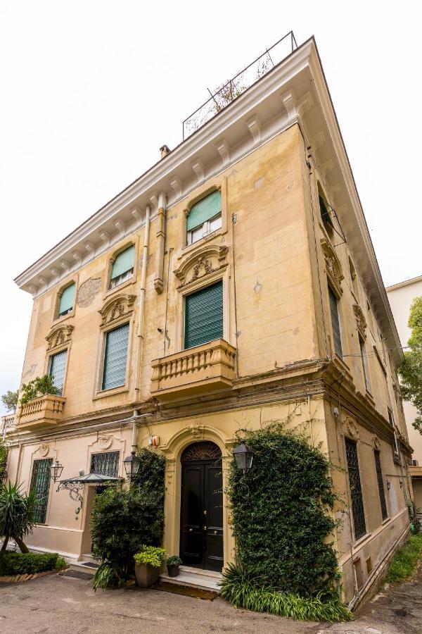 Appartamento Grifeo - Quiet And Relaxing Flat On Panoramic Route Napoli Esterno foto